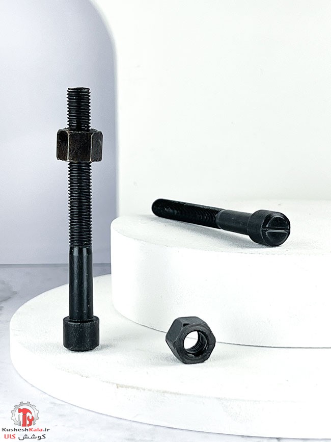 پیچ سنتربولت سایز 300*12 بسته 18عددی